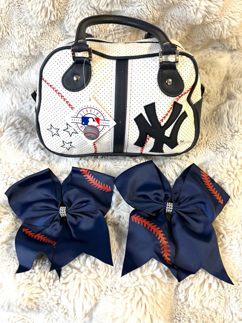New York Yankees White & Navy Baseball Satchel Bag - Picture 13 of 13
